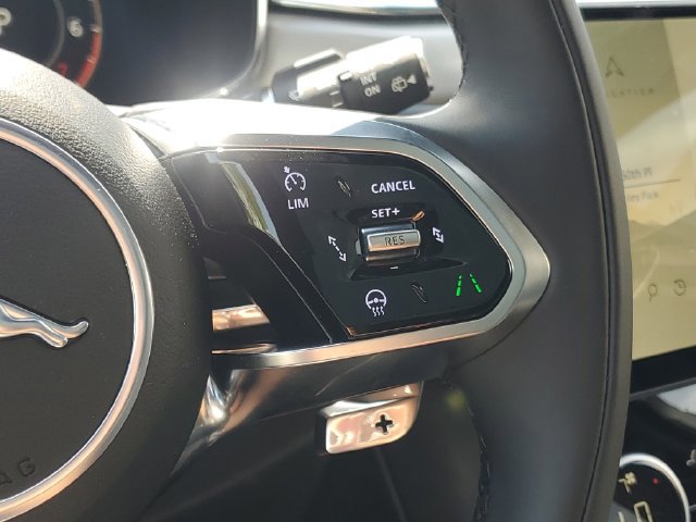 New 2026 Jaguar F-PACE R-Dynamic S AWD/4WD image 31