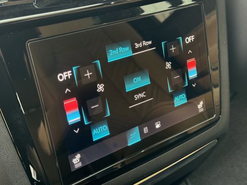 New 2025 Cadillac Escalade IQ Sport 2 w/ LPO, ONYX Package image 24