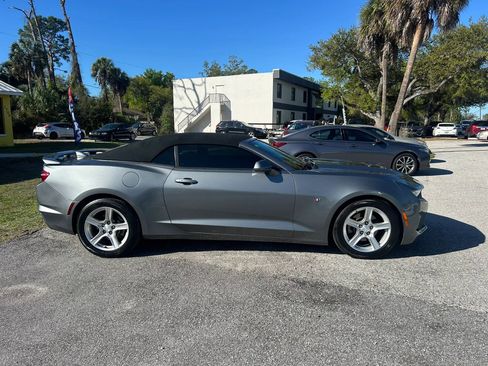 Used 2020 Chevrolet Camaro LT RWD image 18