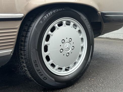 Used 1987 Mercedes-Benz 560 SL image 37