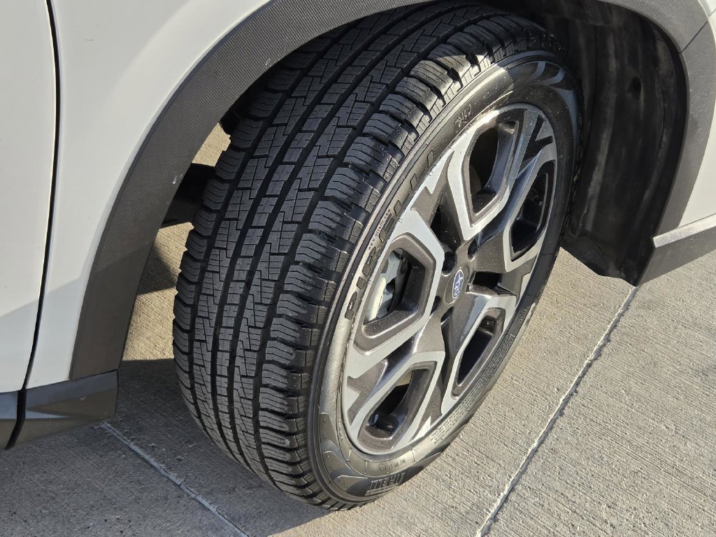 Used 2023 Subaru Ascent Touring AWD/4WD image 7
