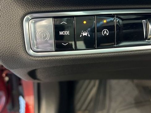 Used 2024 Buick Envision Preferred image 18