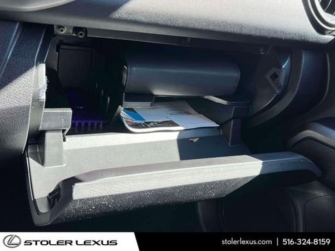 Used 2016 Toyota Tacoma TRD Sport w/ Towing Package image 40