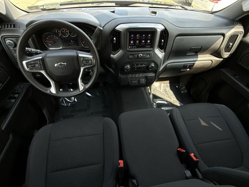Used 2021 Chevrolet Silverado 1500 Custom Trail Boss w/ Safety Confidence Package AWD/4WD image 31