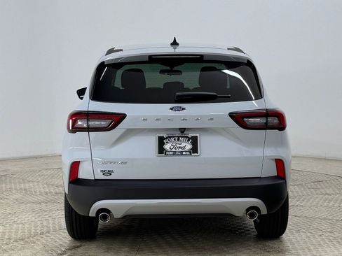 New 2026 Ford Escape Active image 10