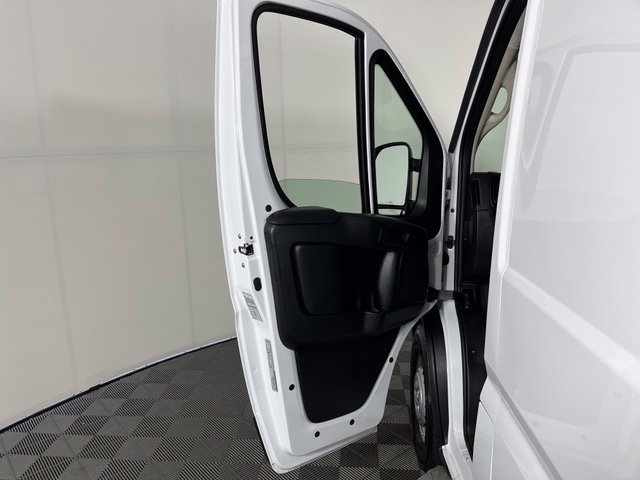 Used 2025 RAM ProMaster 2500 w/ U-Haul Equipment Group FWD image 12