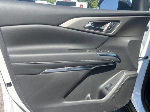 New 2026 Chevrolet Traverse LT w/ Midnight/Sport Edition FWD image 11