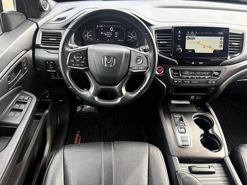 Used 2023 Honda Passport TrailSport image 36