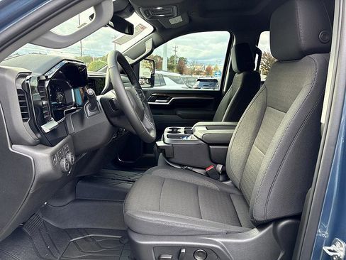 New 2026 Chevrolet Silverado 2500 LT w/ Trail Boss Package image 9