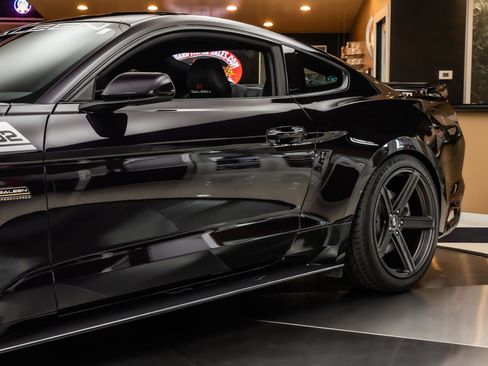 Used 2022 Ford Mustang GT w/ Equipment Group 301A RWD image 30