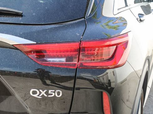 Used 2020 INFINITI QX50 Luxe FWD image 7