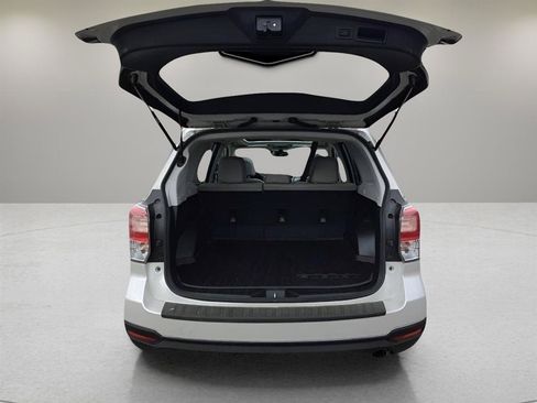 Used 2017 Subaru Forester 2.5i Limited AWD/4WD image 18