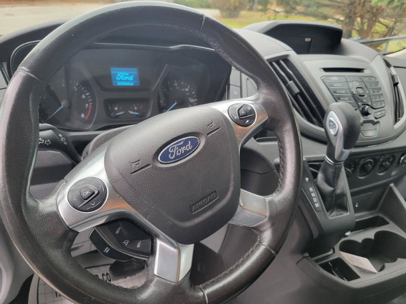Used 2016 Ford Transit 150 XL RWD image 22