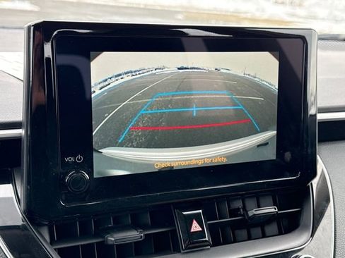 Used 2024 Toyota Corolla LE image 23