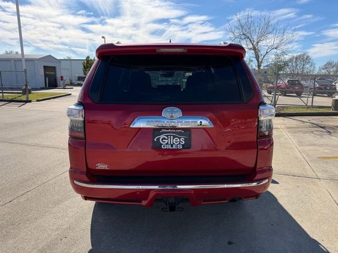 Used 2023 Toyota 4Runner Limited image 4