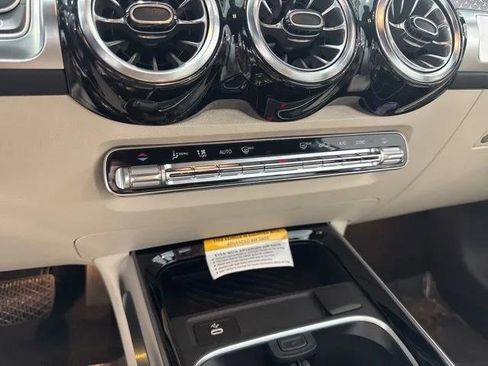 New 2025 Mercedes-Benz GLB 250 image 23