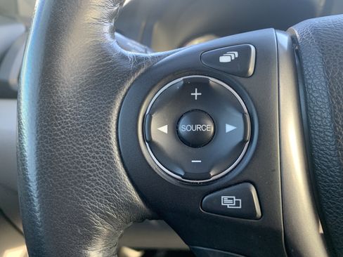 Used 2017 Honda Pilot EX-L image 19