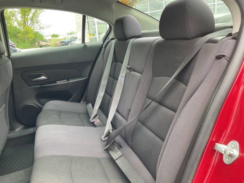 Used 2013 Chevrolet Cruze LT FWD image 25