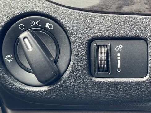 Used 2013 Dodge Grand Caravan SE FWD image 24