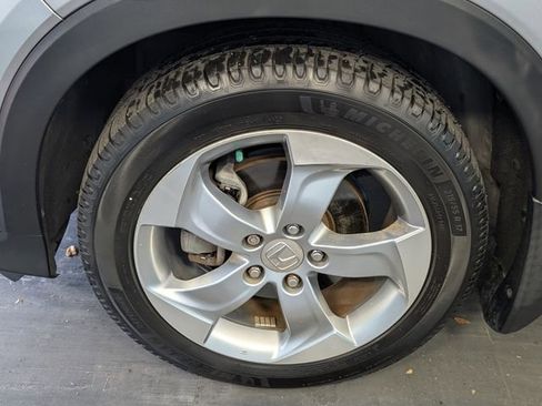 Used 2017 Honda HR-V LX image 15