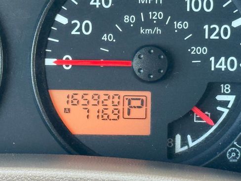 Used 2008 Nissan Frontier SE w/ SE Value Truck Pkg image 22