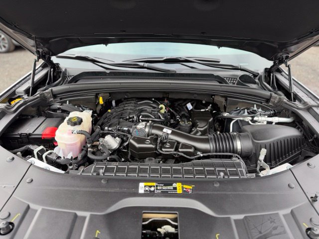 Used 2025 Jeep Grand Cherokee 4WD image 13