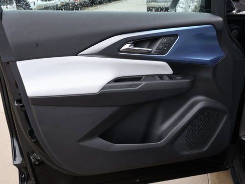 New 2026 Chevrolet Equinox EV LT image 10