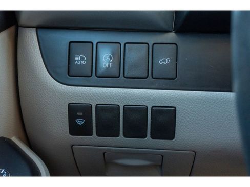 Used 2019 Toyota Highlander XLE image 31