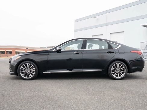 Used 2015 Hyundai Genesis 3.8 w/ Option Group 04 image 3