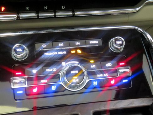 Used 2019 Lincoln Navigator Reserve w/ Cargo Package image 43