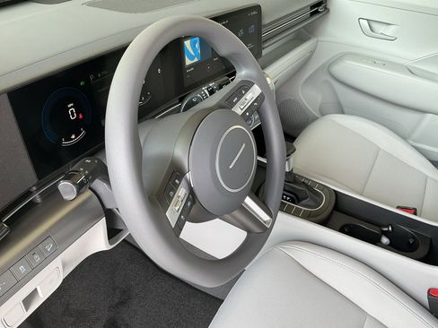 New 2026 Hyundai Kona SE image 10