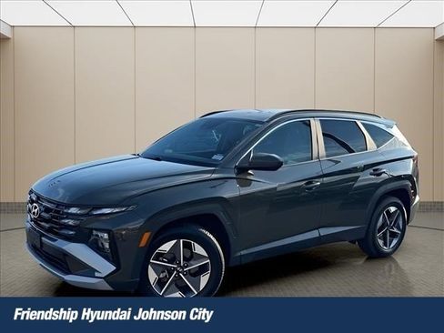 Used 2025 Hyundai Tucson SEL AWD/4WD image 1