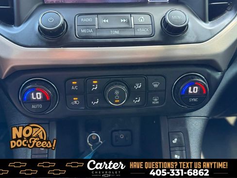 Used 2017 GMC Acadia Denali w/ Technology Package FWD image 18
