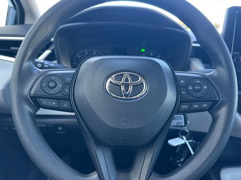 Used 2024 Toyota Corolla LE image 20