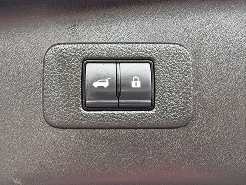 Used 2024 Nissan Armada SL AWD/4WD image 45