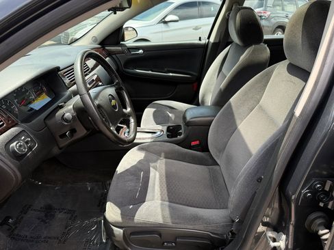 Used 2013 Chevrolet Impala LT w/ LT Sunroof Package FWD image 12