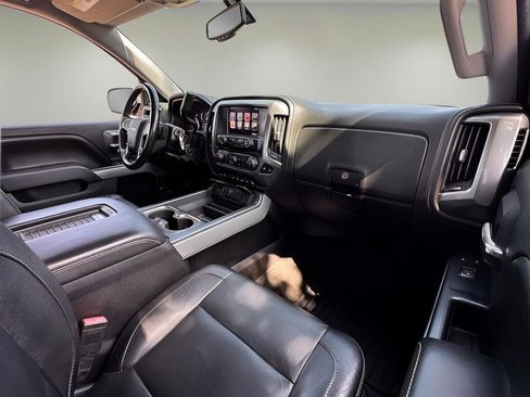 Used 2016 Chevrolet Silverado 1500 LTZ Z71 w/ LTZ Plus Package AWD/4WD image 22