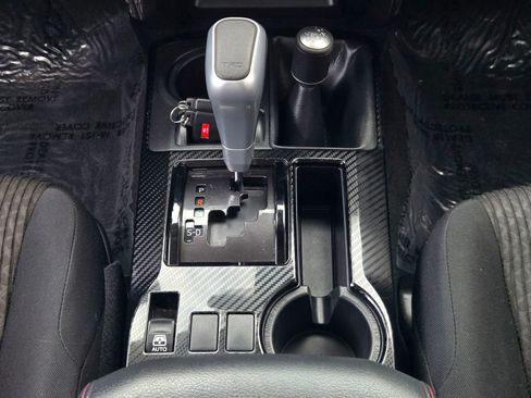 Used 2021 Toyota 4Runner TRD Off-Road image 26