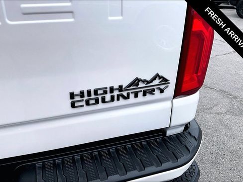 Used 2021 Chevrolet Silverado 2500 High Country w/ Z71 Off-Road Package AWD/4WD image 24