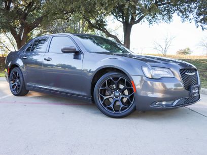Used 2019 Chrysler 300 S