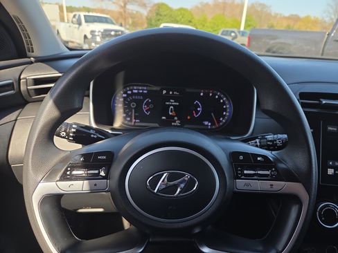 Used 2022 Hyundai Tucson SEL image 16