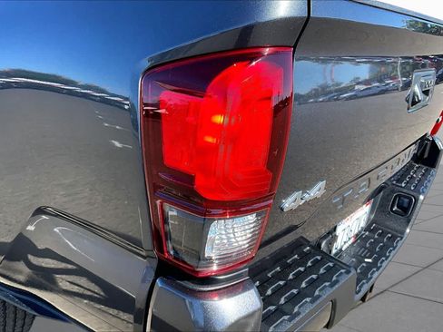 Used 2023 Toyota Tacoma SR AWD/4WD image 28