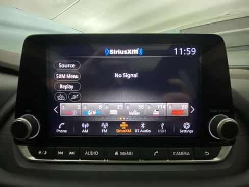 Used 2023 Nissan Rogue SV w/ SV Premium B Package AWD/4WD image 16
