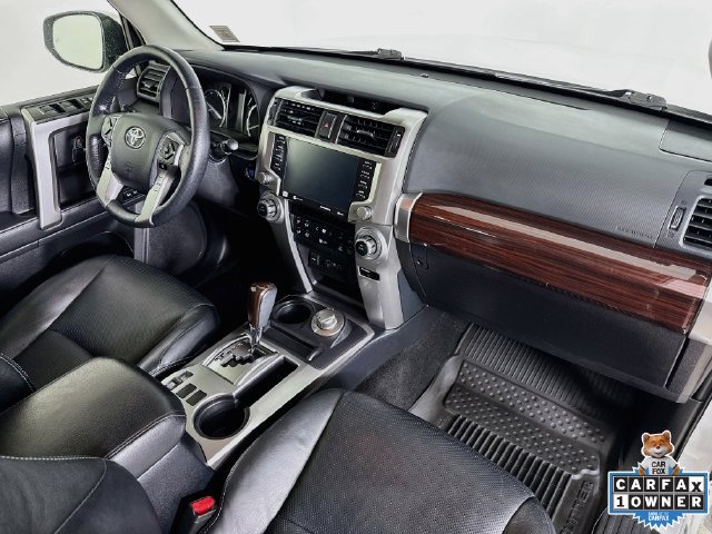Used 2024 Toyota 4Runner Limited AWD/4WD image 32