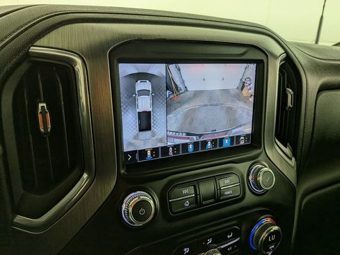 Used 2021 GMC Sierra 3500 Denali w/ Denali Ultimate Package image 25