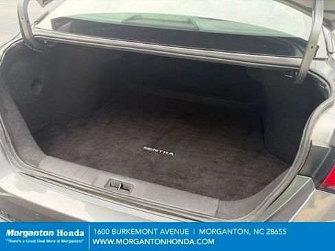 Used 2024 Nissan Sentra SV FWD image 27