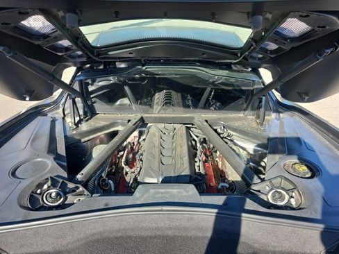 Used 2021 Chevrolet Corvette Stingray Coupe w/ Battery Protection Package image 8