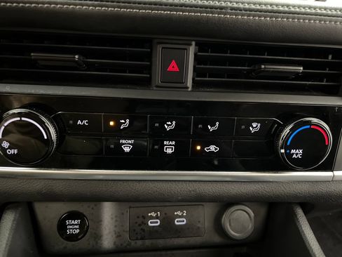 Used 2024 Nissan Rogue S FWD image 52