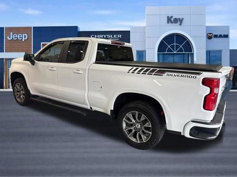 Used 2021 Chevrolet Silverado 1500 RST w/ Z71 Off-Road Package AWD/4WD image 4