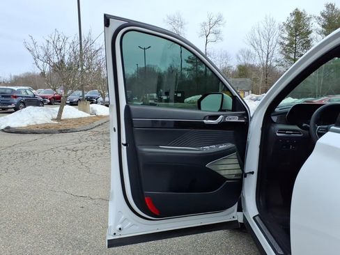 Used 2025 Hyundai Palisade Calligraphy image 18